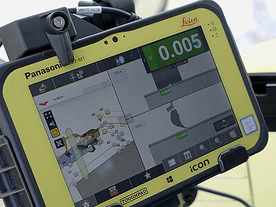 Ein Leica Display in einem Bagger