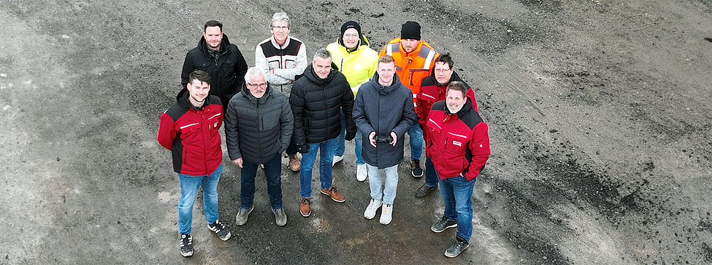 Menschengruppe - von WWB Tiefbau-Gruppe aus Krunkel inkl. Smart Systems Drohnenführer Philipp Müller