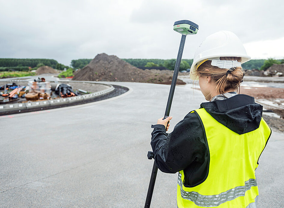 Leica GS05 Vermessung auf einer Straßen-Baustelle