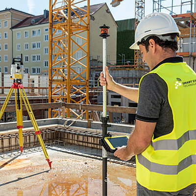 Vermessung auf der Baustelle mit Totalstation und Tachymeter - Verlinkung zu den Vermessungsgeräten