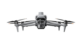 Produktbild Frontalansicht einer DJI Matrice 4 Enterprise